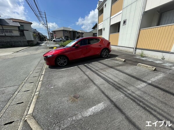 クレフラスト試験場前駅南の物件外観写真